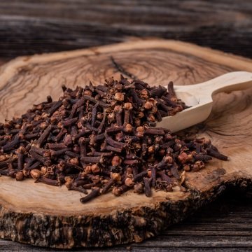 KARANFİL TANE 50 gram